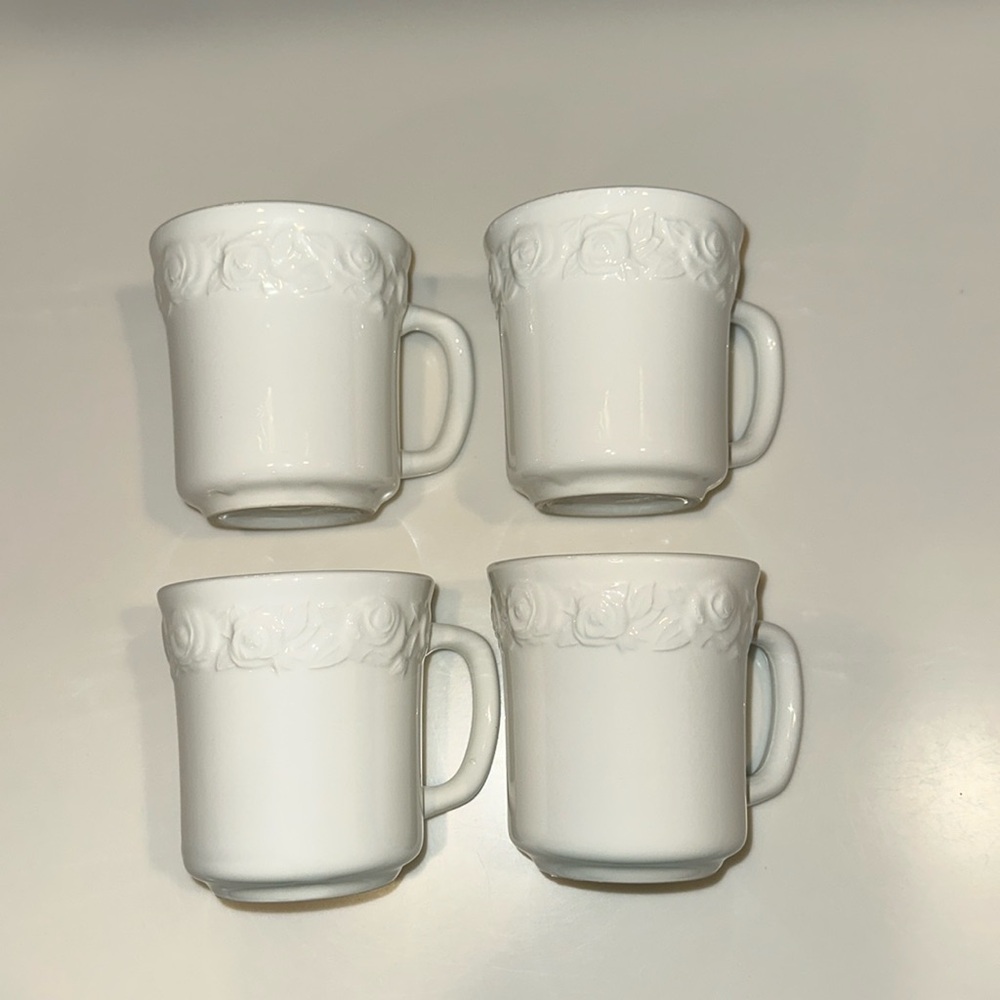 4 - QUD 12 by QUADRIFOGLIO Franco Georgi Ceramic Mug Crafted in Italy Floral